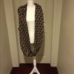 Michael Kors Infinity Scarf